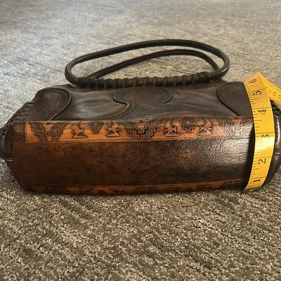 Anna Cainzo vintage leather brown tooled bag. - Picture 9 of 9